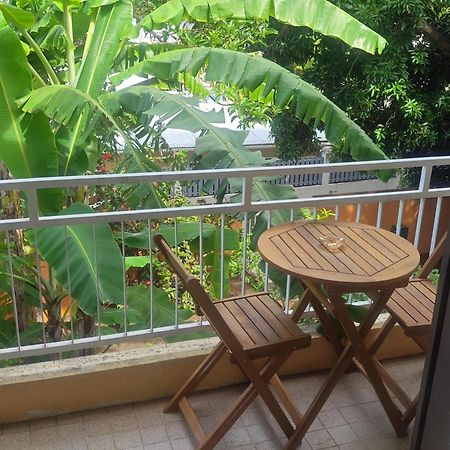 Locatriolet Apartment Saint-Denis Bilik gambar