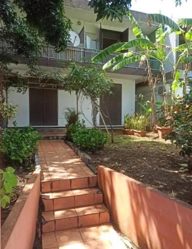 Locatriolet Apartment Saint-Denis Luaran gambar