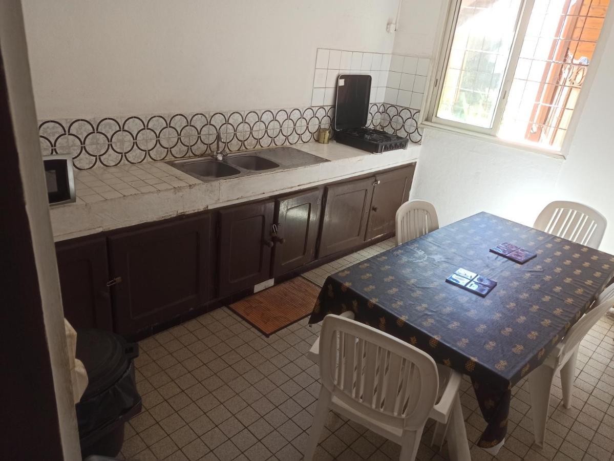 Locatriolet Apartment Saint-Denis Luaran gambar